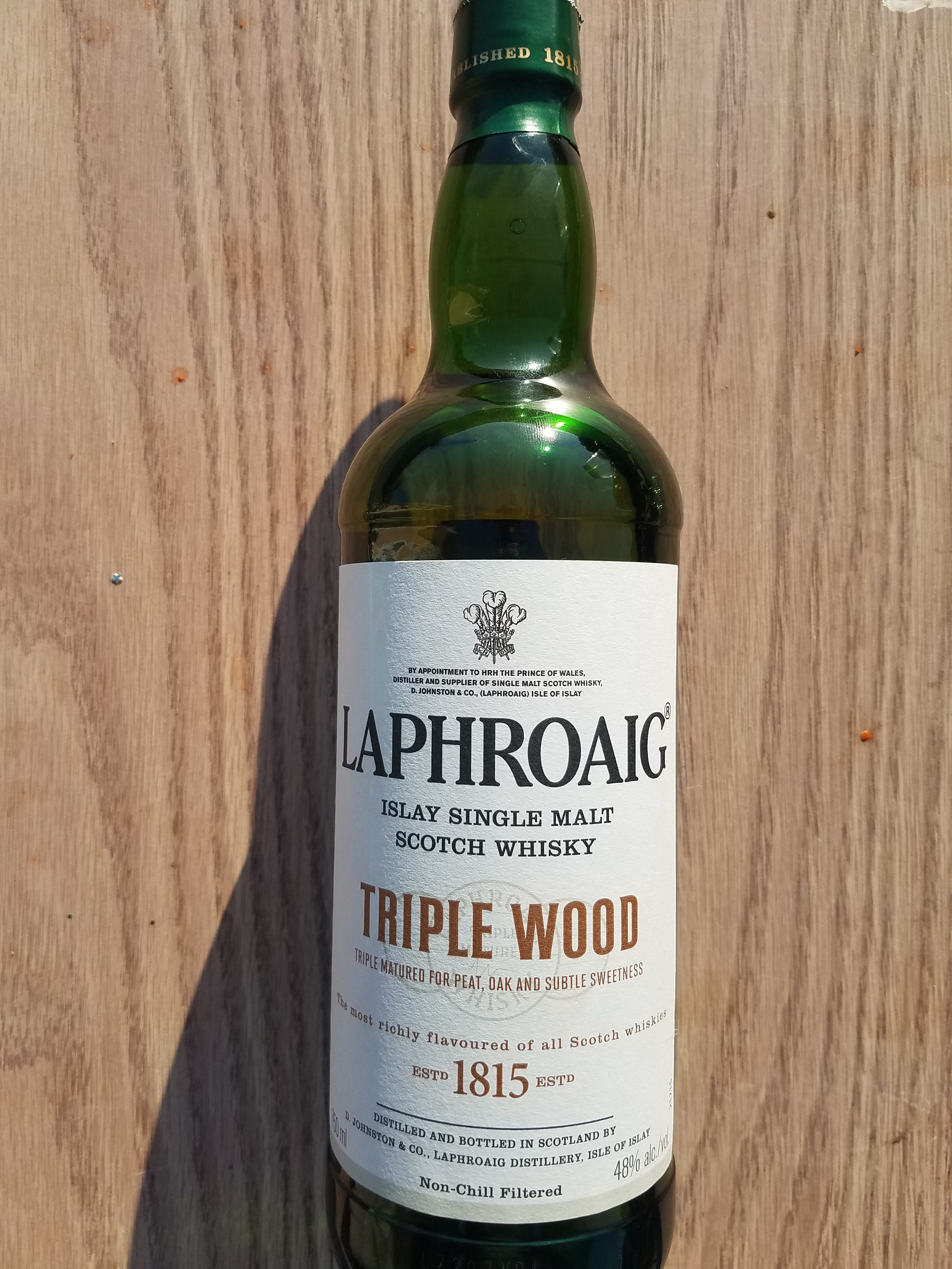 Read more about the article Laphroaig Triple Wood: JAWS Rating 6.1/10​