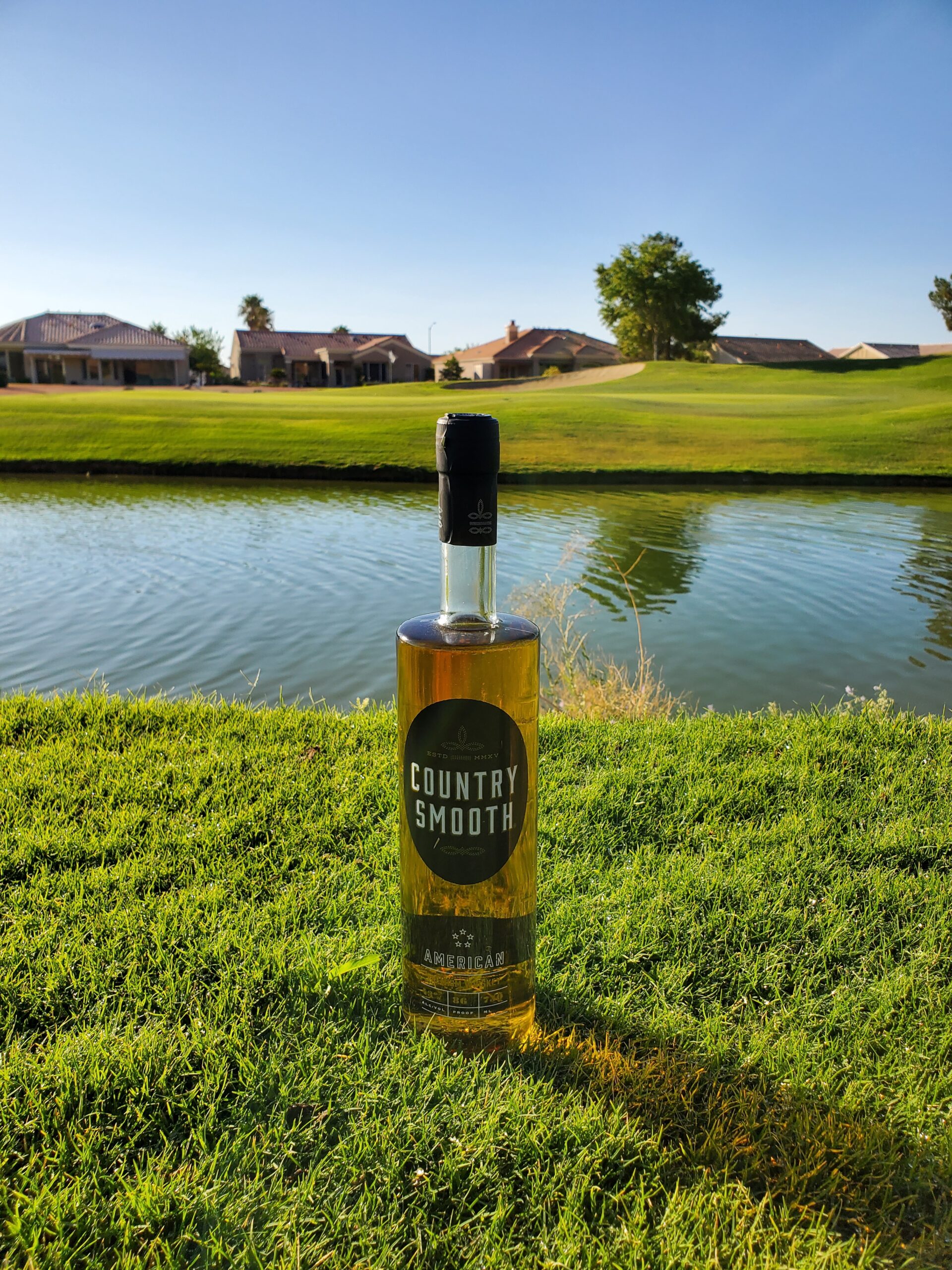 Read more about the article Country Smooth American Whiskey: JAWS Rating 5.7/10